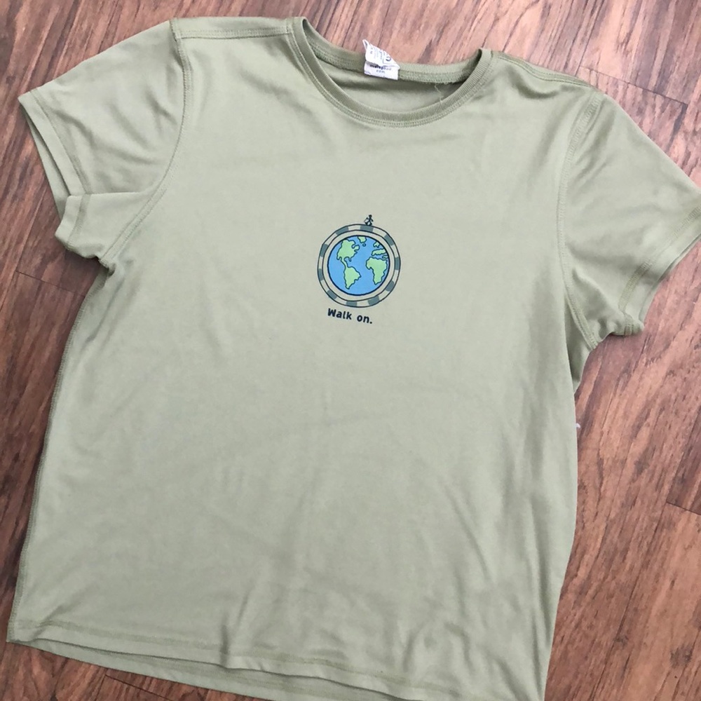 🌻3/$10 Walk On Tee